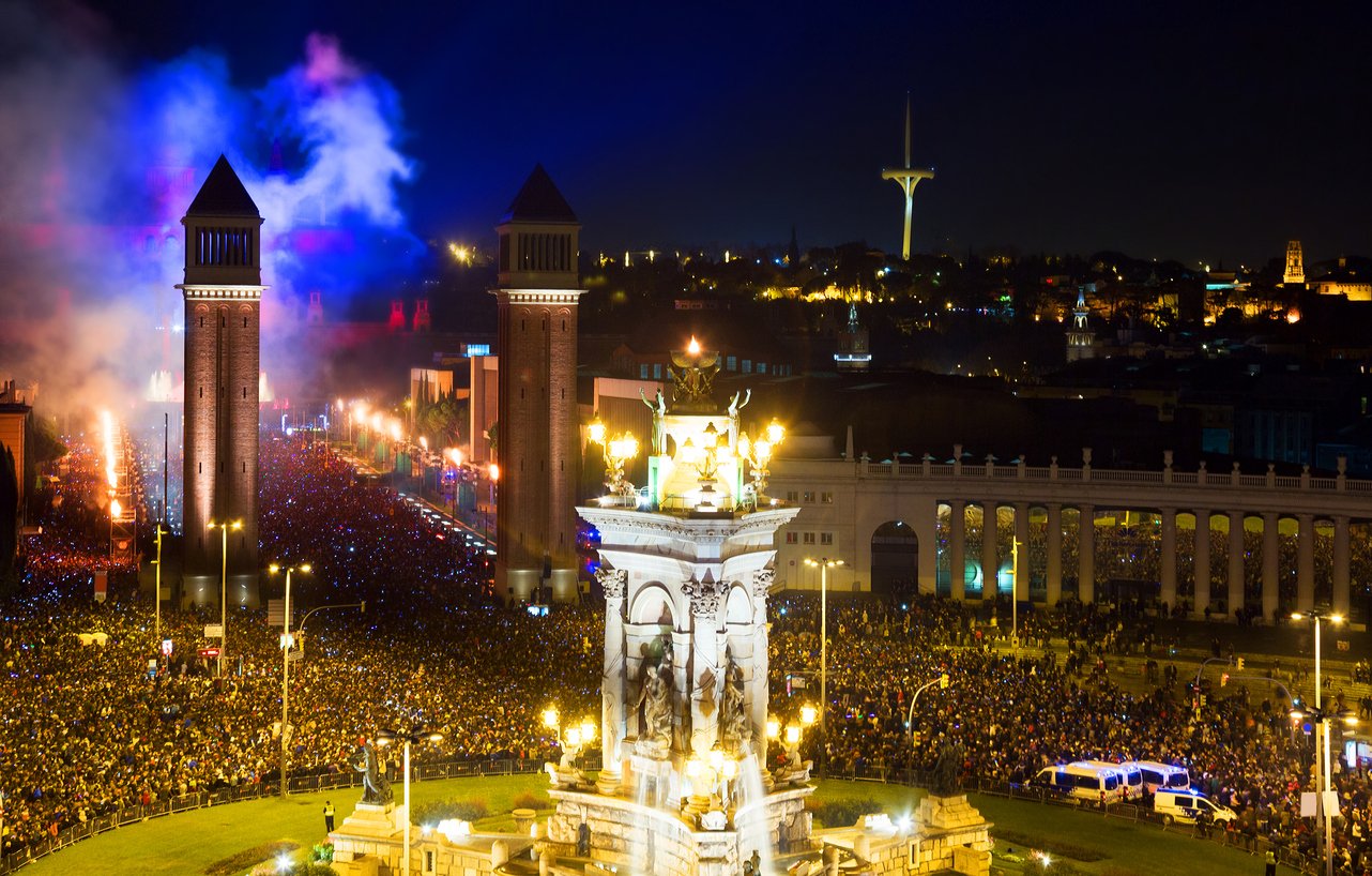 Nuit du Nouvel An à Placa Espana à Barcelone